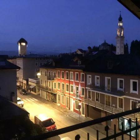 La Mansardina In Centro Appartement