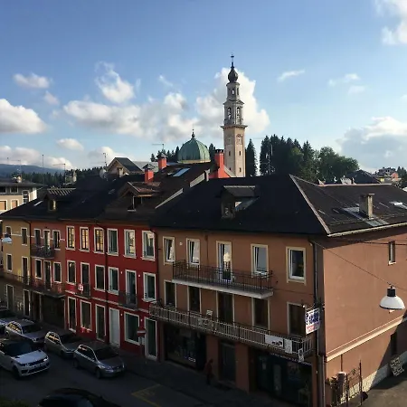 La Mansardina In Centro Апартаменты *